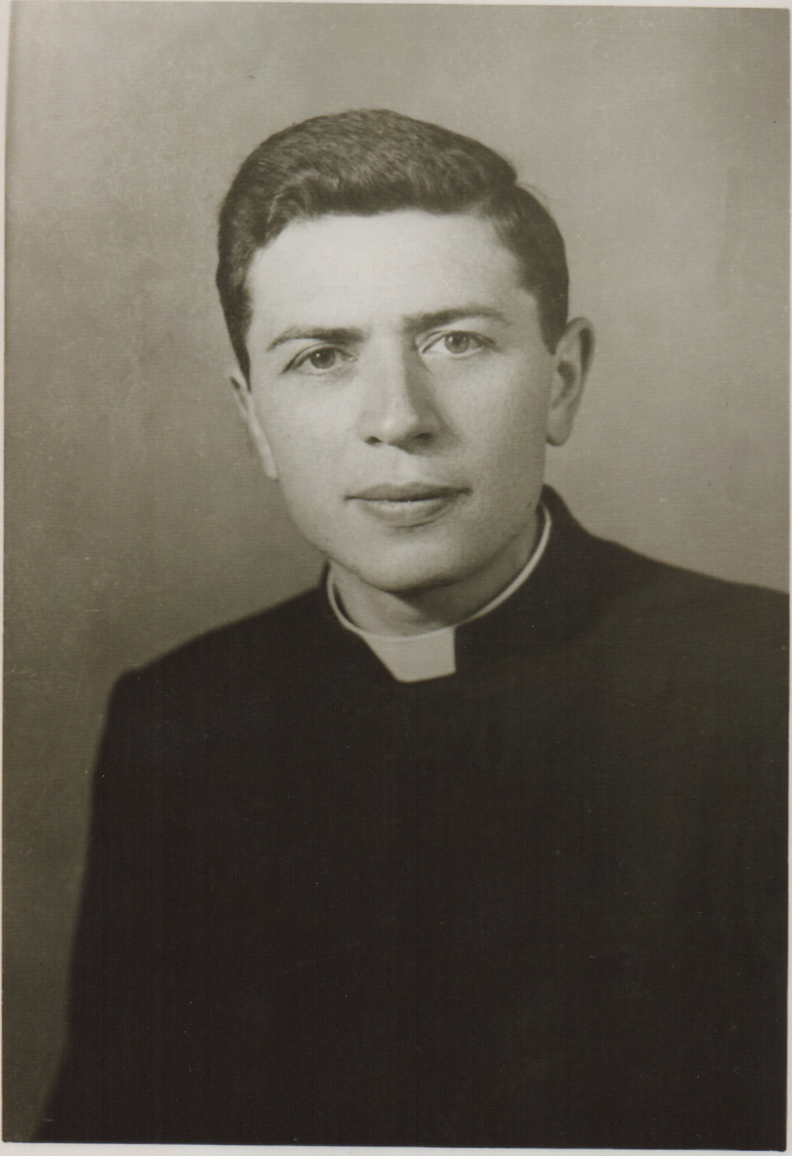 Padre Juan Bertolone - Missionario salesiano Chierese in Argentina.